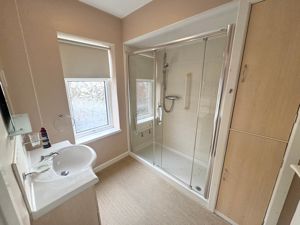 Photo 8- click for photo gallery